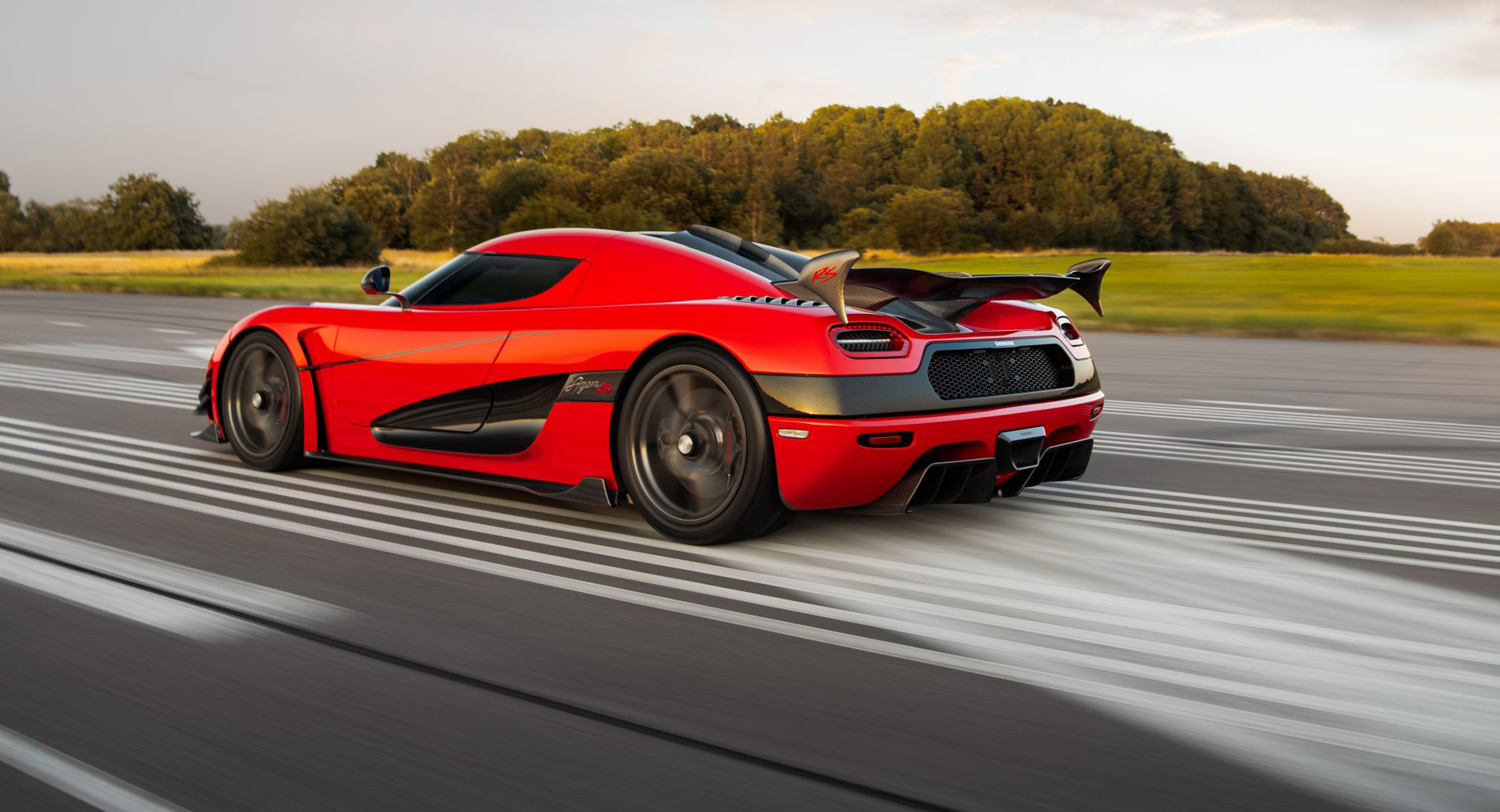 Koenigsegg agera rs фото